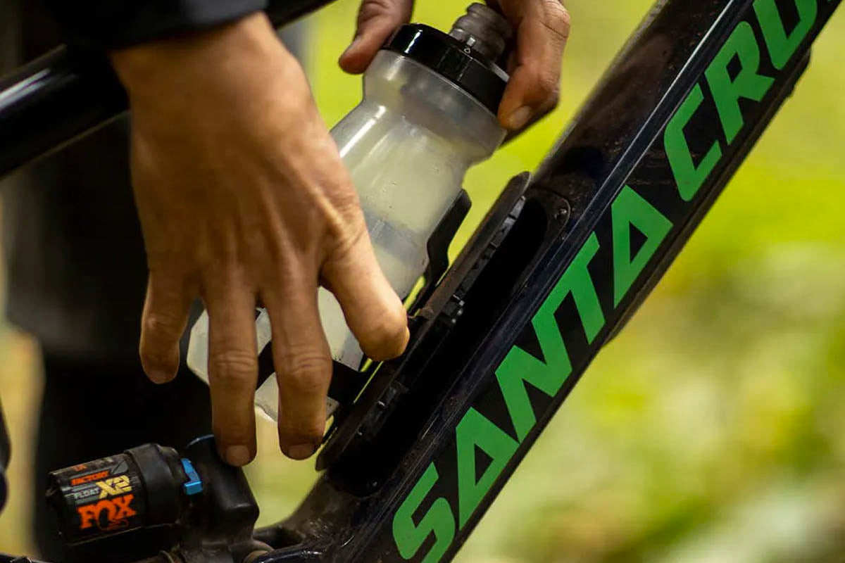 Santa Cruz Glovebox cambia para siempre el almacenamiento de bicicletas en el cuadro