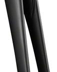 Horquilla de disco ENVE Composites AR - Eje de 12 x 100 mm, tubo de dirección cónico de 1-1/4", montaje plano, disco de carbono negro