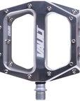 Pedales DMR Vault - Plataforma de aluminio de 9/16", color plateado