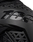 100% Surpass Knee Guards - Black Medium