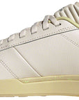 Zapatos planos Five Ten Sleuth DLX para mujer, color blanco maravilla/blanco FTWR/beige arena, talla 8