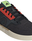 Zapatos planos Five Ten Sleuth para hombre, color negro/carbono/blanco maravilla, talla 12