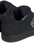 Zapatillas planas Five Ten Freerider para mujer, color negro/negro/gris, Six 10