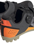 Zapatillas de montaña Five Ten Kestrel BOA Clipless para hombre: negro/blanco/naranja impacto 6