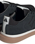 Zapatos planos Five Ten Sleuth para mujer, color negro/negro/goma, talla M2 8