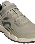 Zapatillas de trailcross de montaña Five Ten para hombre, color gris masilla/carbono/blanco maravilla, talla 12