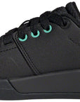 Zapatillas planas Five Ten Freerider Pro para mujer, color negro básico/blanco cristal/menta ácido 11