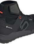 Five Ten Trailcross GTX Flat Shoes - Mens Core BLK / DGH Solid Gray / FTWR White 14