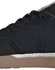 Zapatos planos Five Ten Sleuth para mujer, color negro/negro/goma, talla M2 9.5