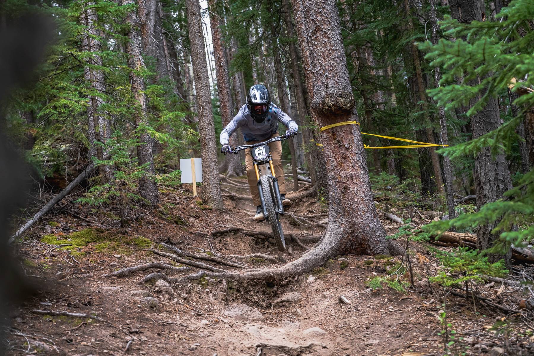 Taking a New Bike to a Downhill MTB Race (Sunrise Round 3)