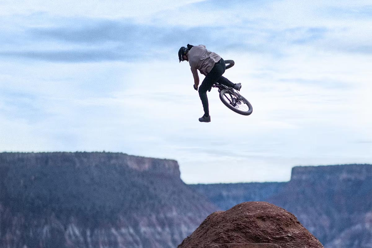 Doing a Trick on a Yeti SB135
