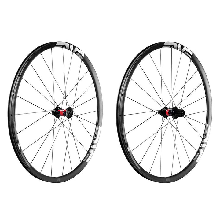 Juego de ruedas ENVE M525 29/622 Orificios: Del.: 24 Tras.: 24 Del.: 15 mm Tras.: 12 mm Del.: 110 Tras.: 148 Disco IS 6 tornillos Shimano Micro Spline Set