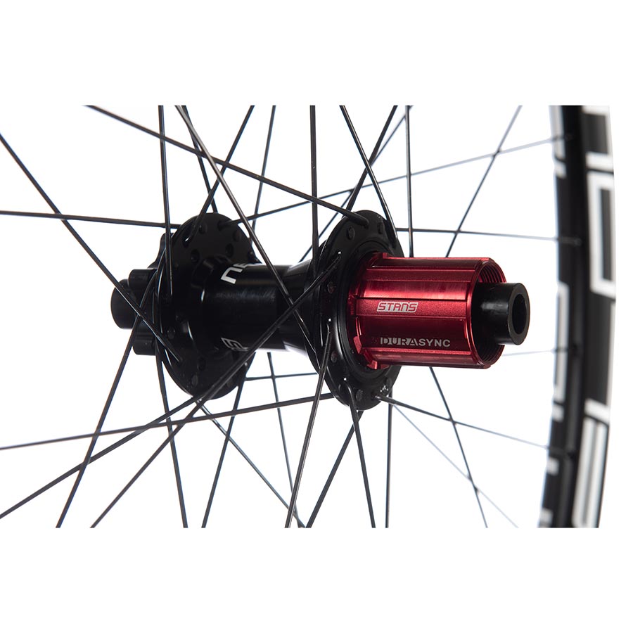 Stan's No Tubes Flow EX3 Rear Wheel - Thumbnail 5