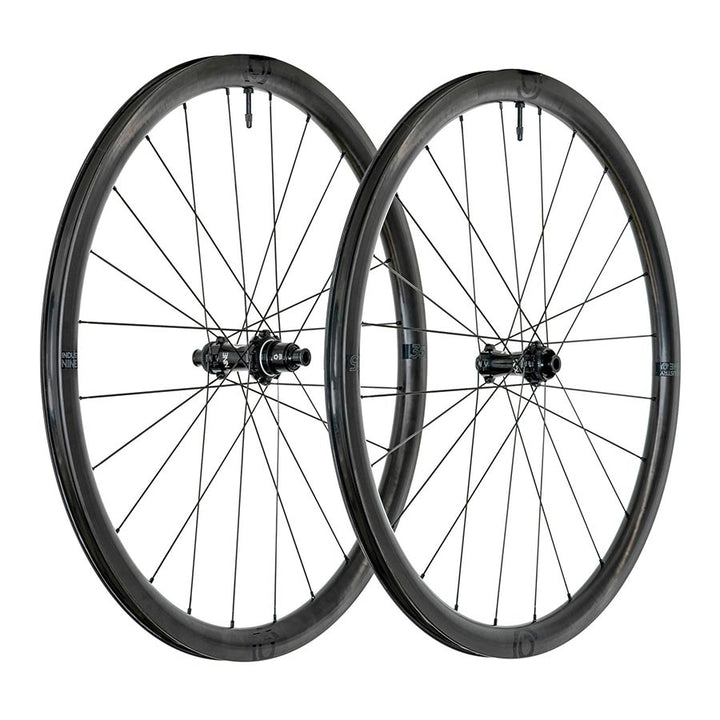 Rueda delantera y trasera Industry Nine Solix SL i9 35 700C / 622 Orificios: Del.: 24 R.: 24 Del.: 12 mm R.: 12 mm Del.: 100 R.: 142 Disco Center Lock SRAM XD-R Set