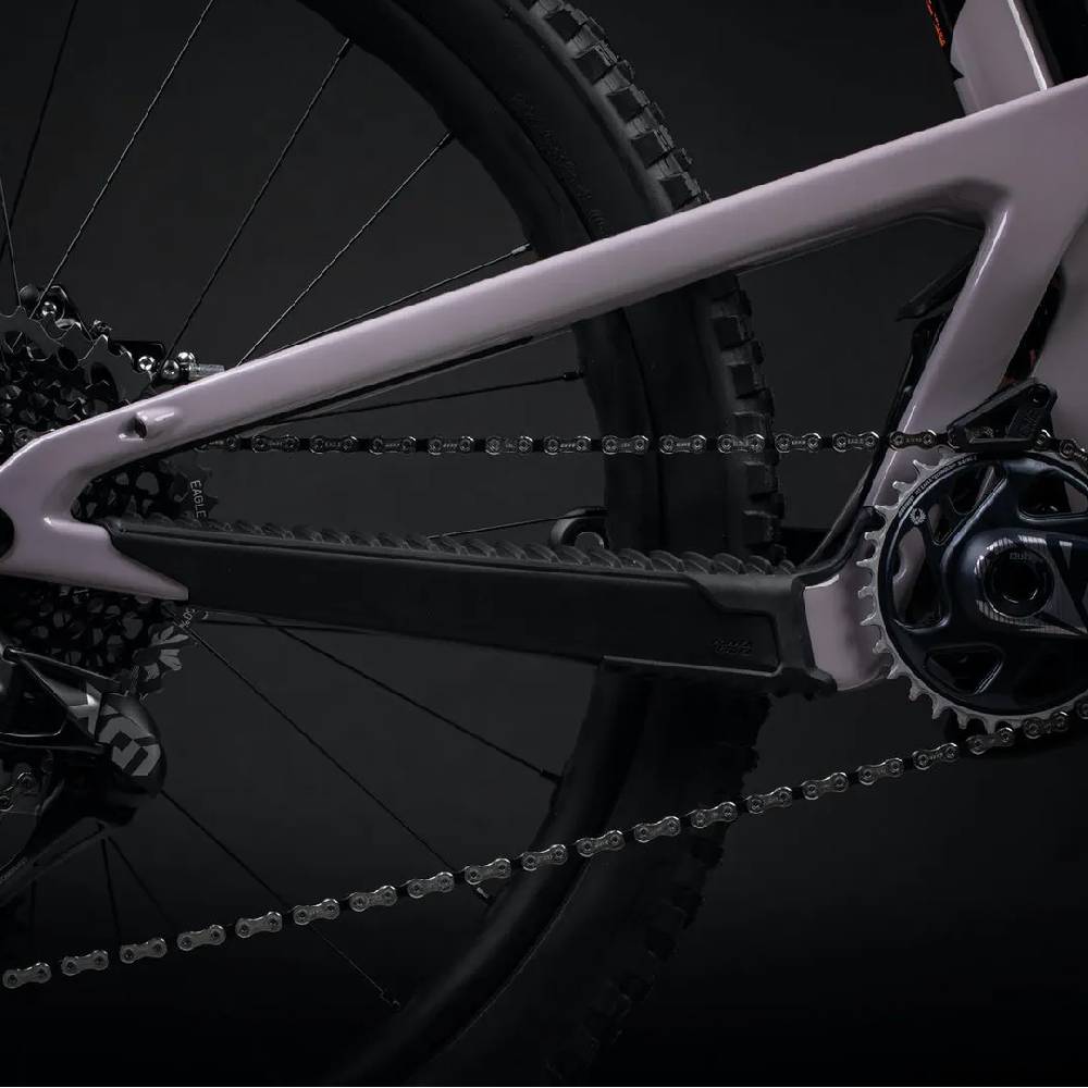 C*m様 2022FWノマドシーズン 2022 Santa Cruz Nomad XT Coil Carbon C Bike - Reviews
