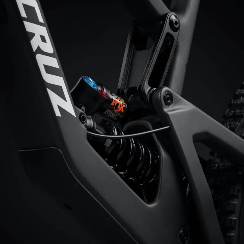 2023 Santa Cruz Nomad 6 – Airpark Bike Co