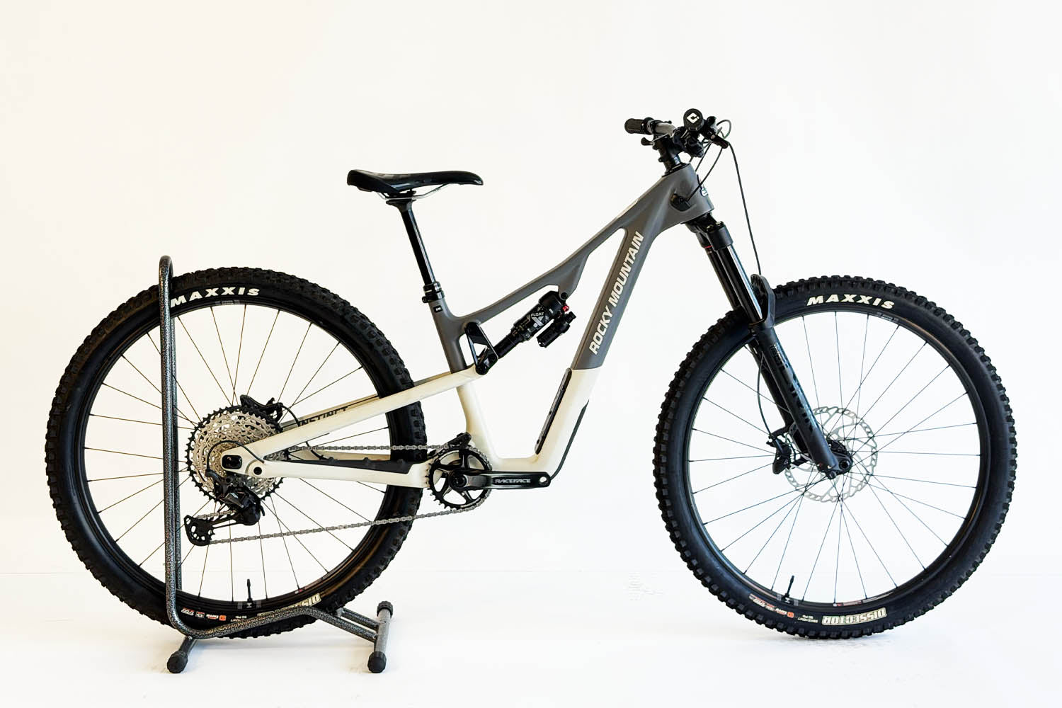 2024 Rocky Mountain Instinct C50 (Demo | RD260701)