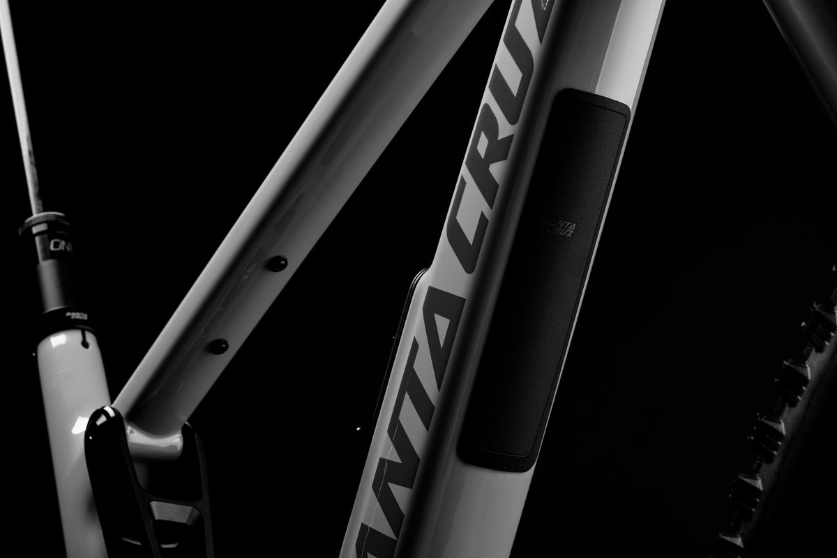 Santa Cruz Nomad top tube accessory mount