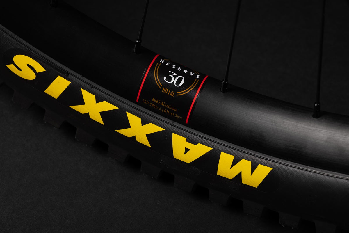 2027 Santa Cruz V10 CC DH S