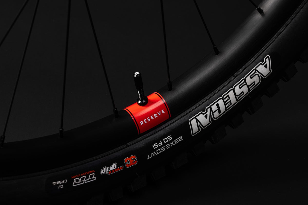 2027 Santa Cruz V10 CC DH X01