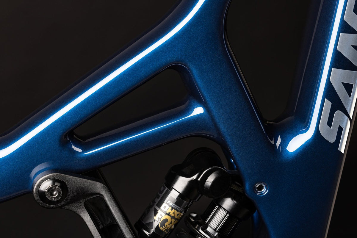2027 Santa Cruz V10 CC Frame