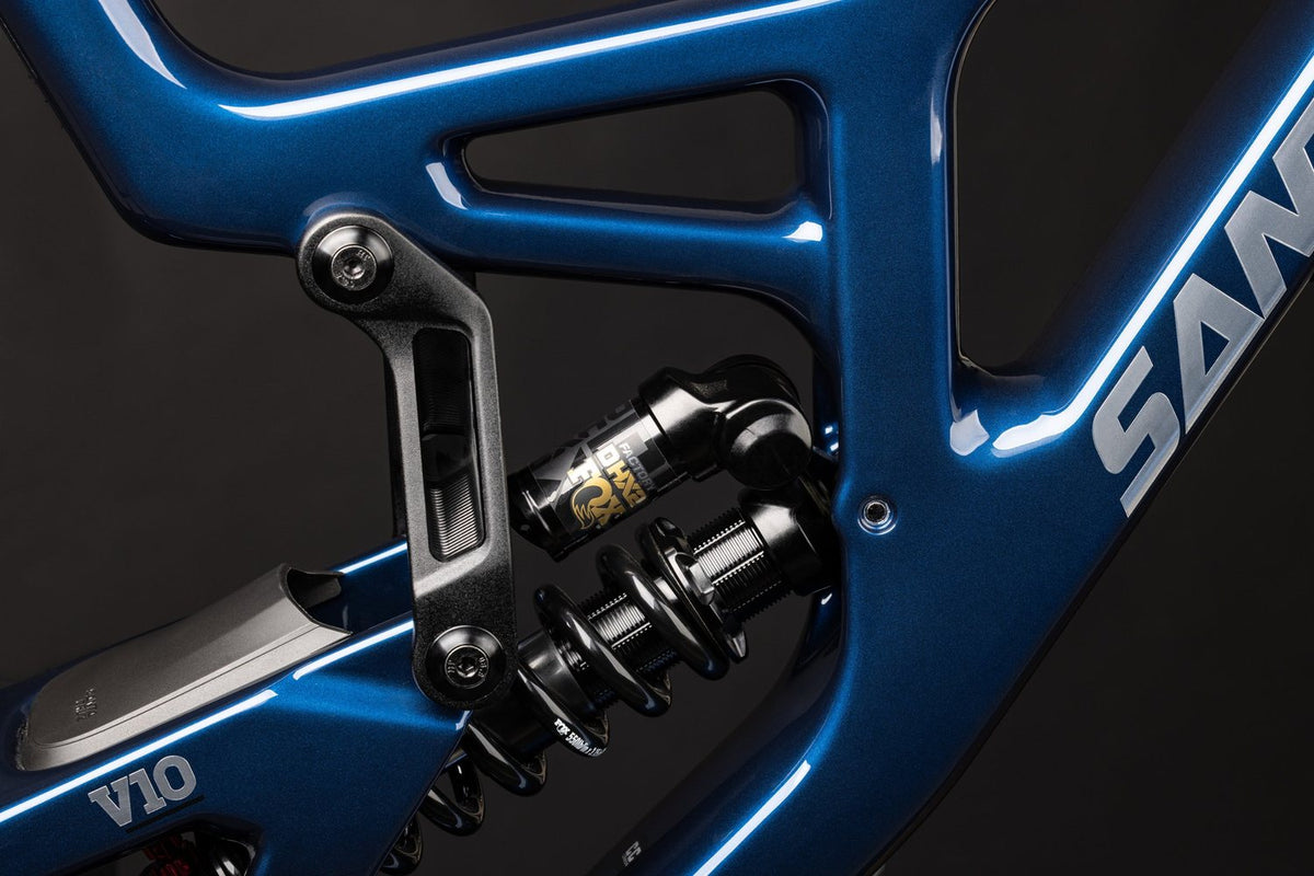 2027 Santa Cruz V10 CC Frame