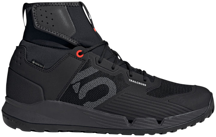 Five Ten Trailcross GTX Flat Shoes - Men's Core Black / Gray / Solar Red 9.5