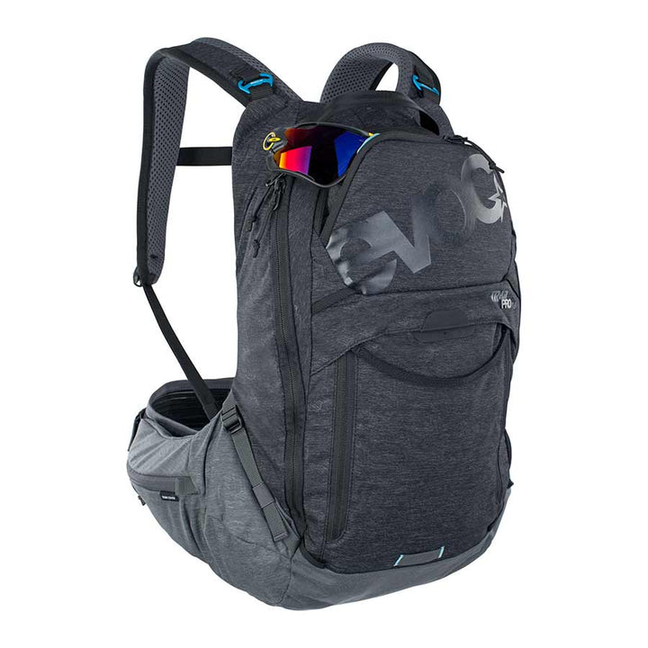 Mochila protectora EVOC Trail Pro 16 de 16 l, color carbono/gris, talla pequeña