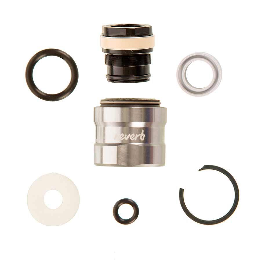 Kit de servicio para tija telescópica Rockshox Reverb AXS de 600 horas/2 años. IFP requiere herramientas de profundidad de IFP para altura de aceite.