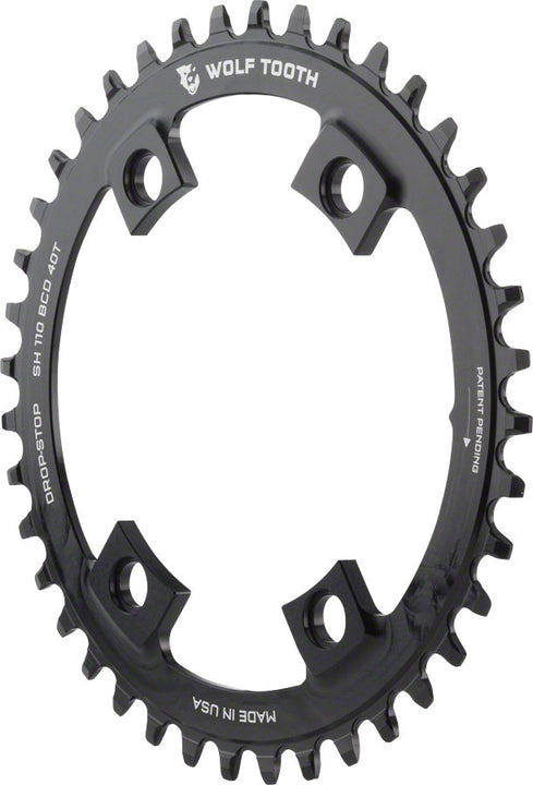 Plato Wolf Tooth Shimano 110 BCD asimétrico - 40 dientes, 110 BCD asimétrico, 4 tornillos, tope de caída para bielas Shimano, color negro
