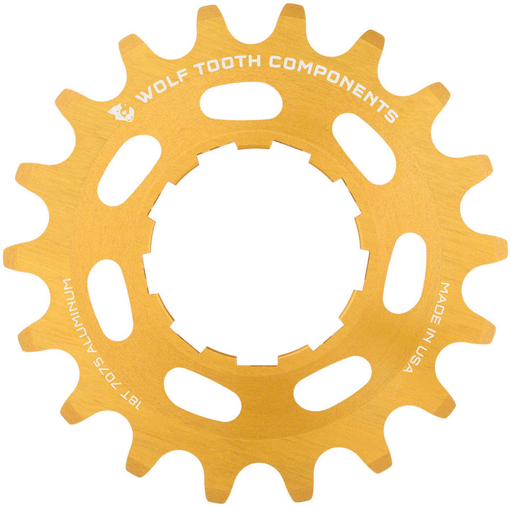 Piñón de aluminio Wolf Tooth de una sola velocidad - 18 dientes, compatible con cadenas de 3/32", dorado