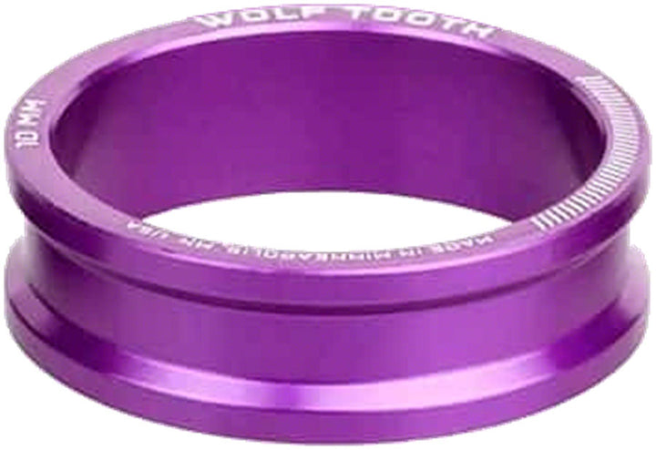 Espaciador de pila de auriculares de precisión Wolf Tooth - 10 mm, morado ultravioleta, 1 pieza.