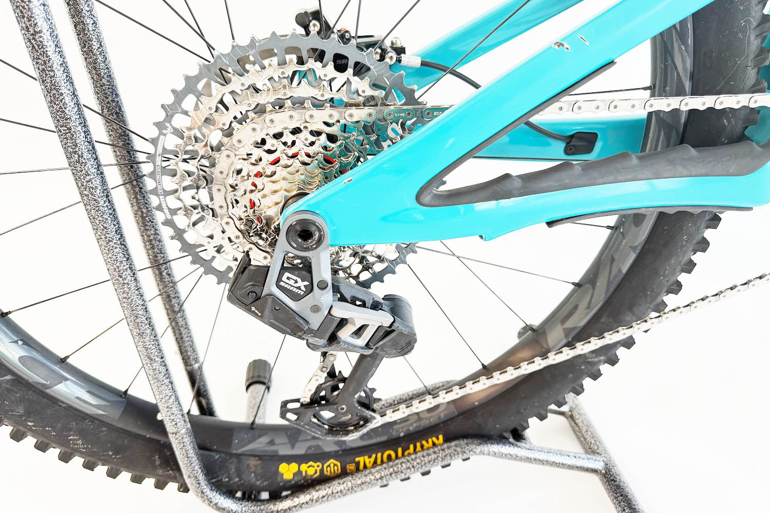 2025 Yeti SB135 TURQ Custom GX AXS (Demo | YDM260703)