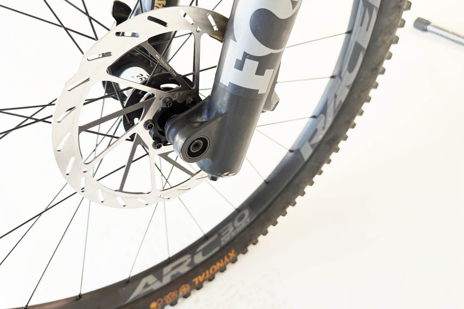 2025 Yeti SB135 TURQ Custom GX AXS (Demo | YDM260703)