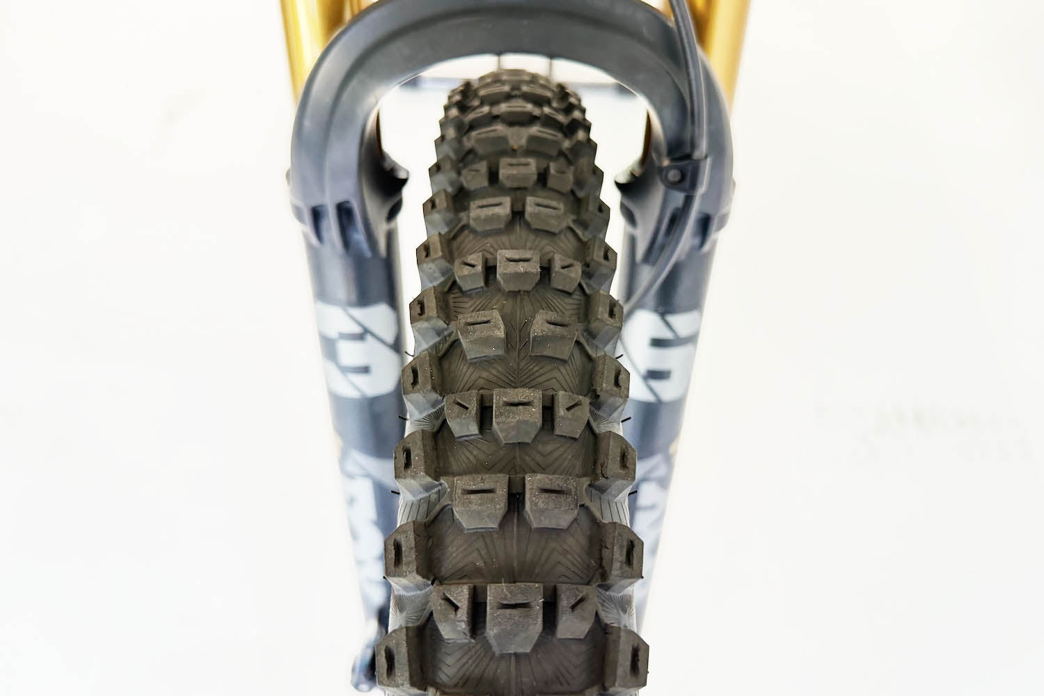 2025 Yeti SB135 TURQ Custom GX AXS (Demo | YDM260703)