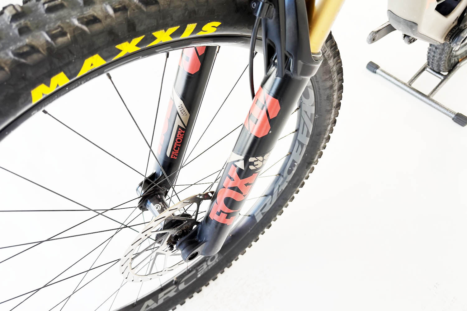 2023 Santa Cruz Megatower CC X01 (Demo | SCD260703)