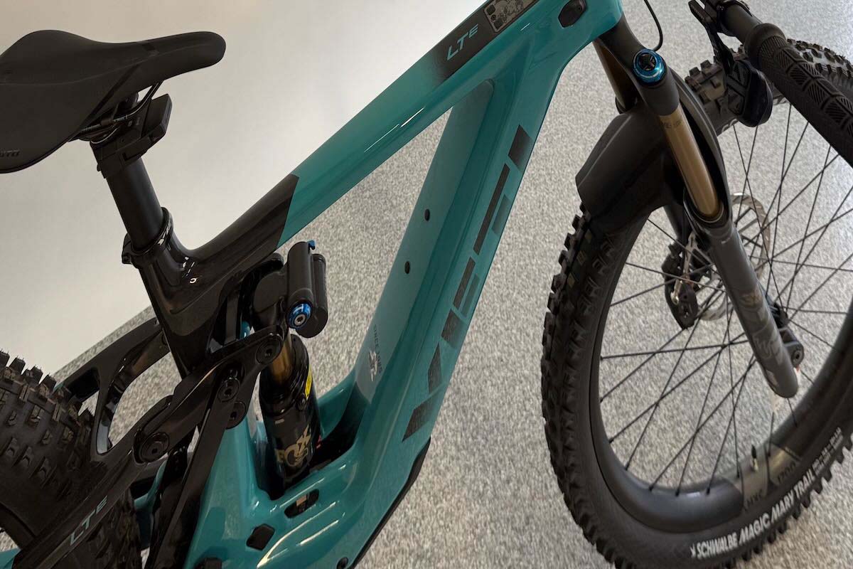 2026 Yeti LTe T3 X0 Transmission (Display | YDM251181 )