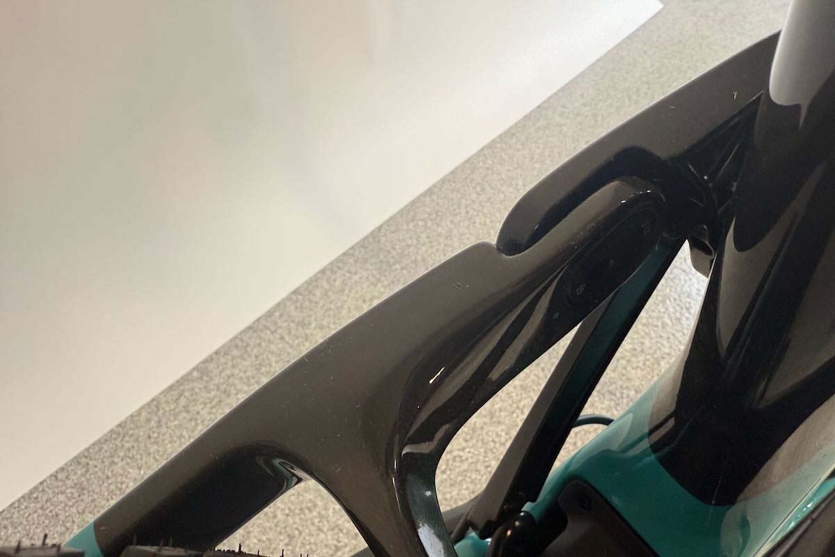 2026 Yeti LTe T3 X0 Transmission (Display | YDM251181 )