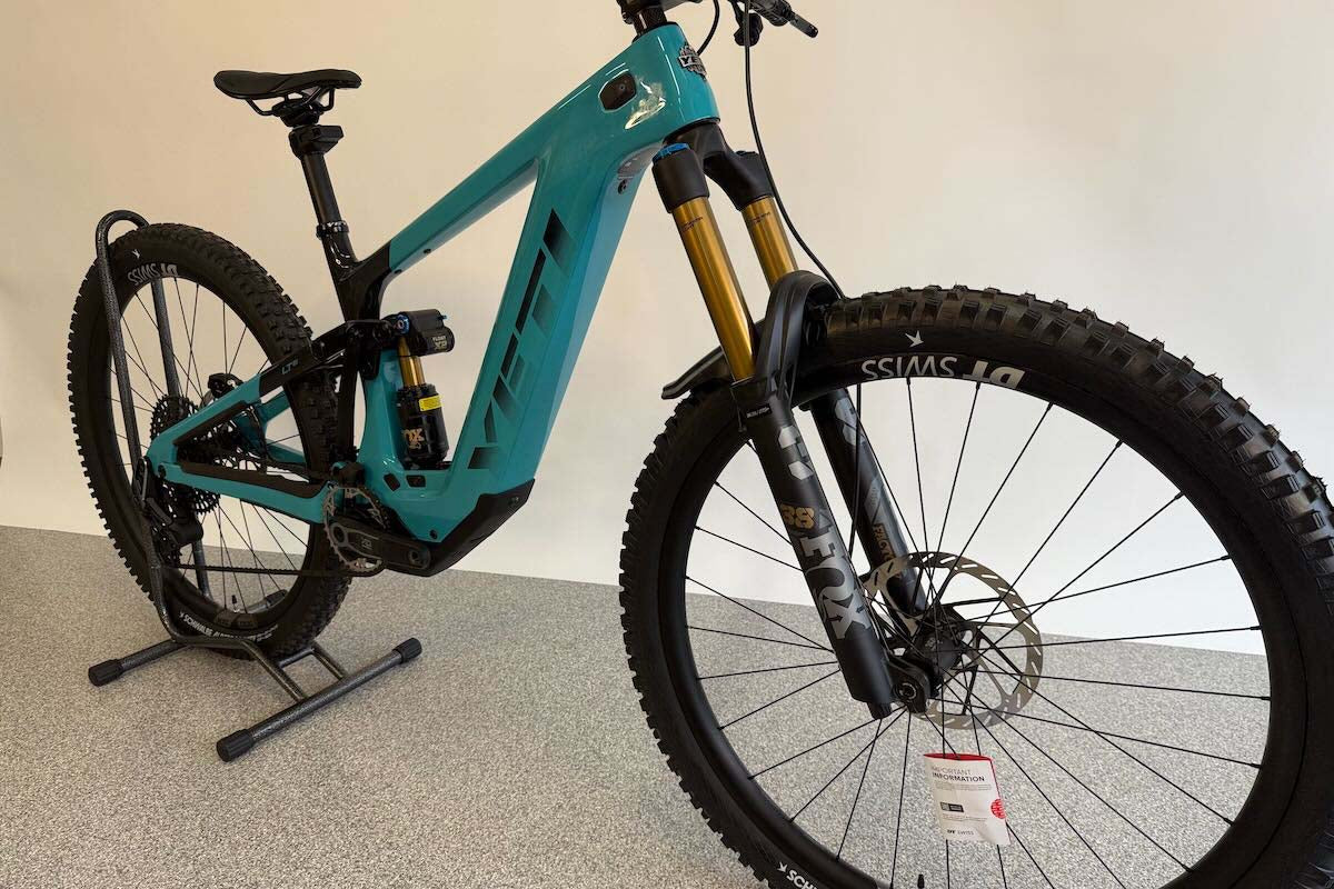 2026 Yeti LTe T3 X0 Transmission (Display | YDM251181 )