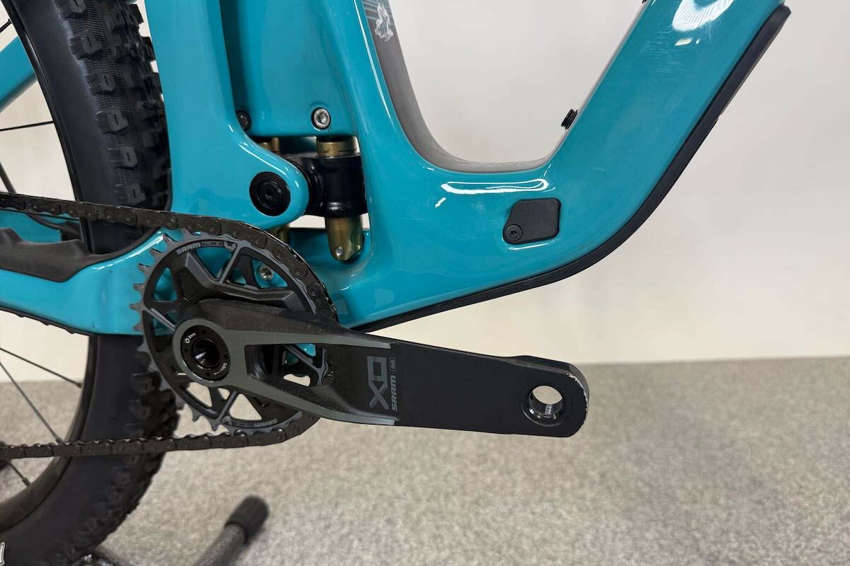 2025 Yeti SB120 LR T3 X0 Transmission (Display | YDM251159 )