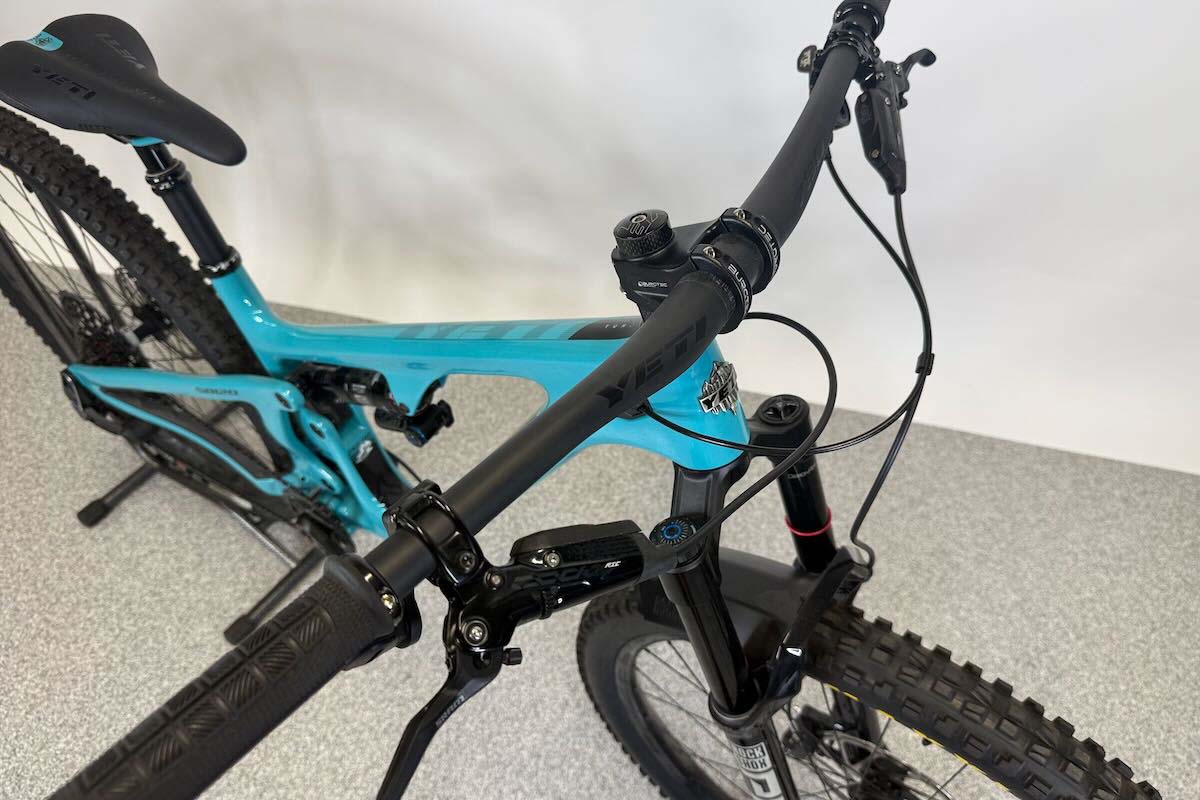 2025 Yeti SB120 LR T3 X0 Transmission (Display | YDM251159 )