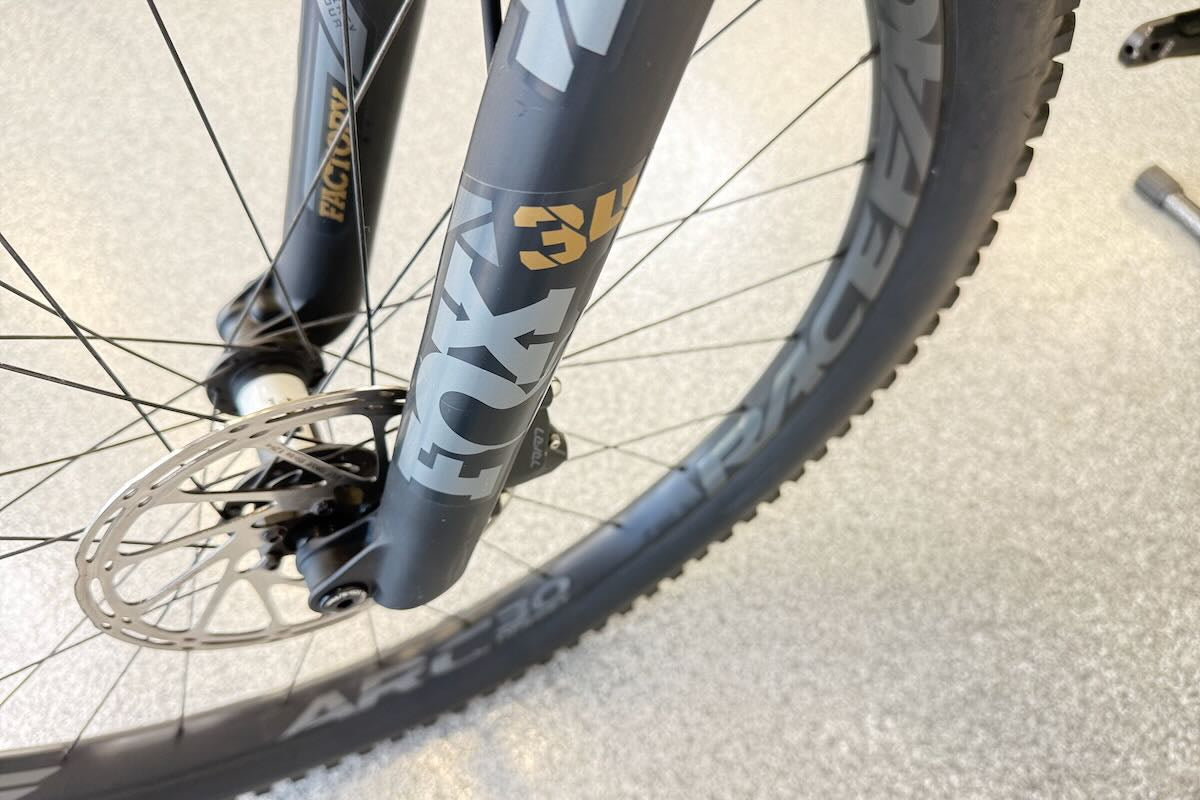 2026 Yeti ARC T3 X0 Transmission (Demo | YDM251144)