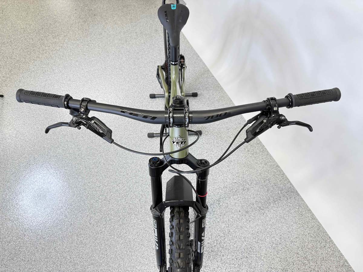 2025 Yeti SB120 LR T3 X0 Transmission (Display | YDM251161 )