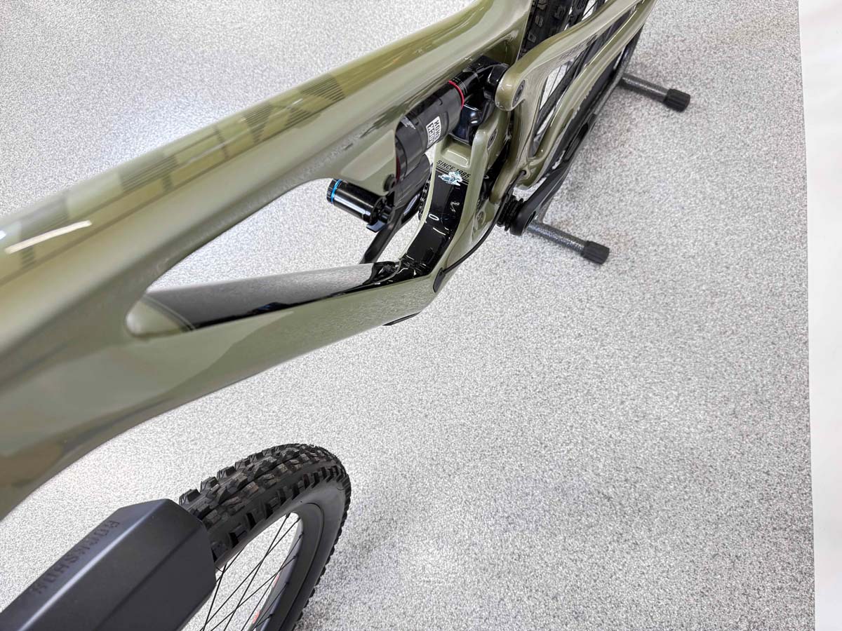 2025 Yeti SB120 LR T3 X0 Transmission (Display | YDM251161 )