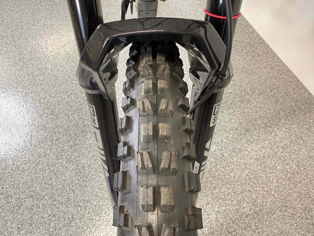 2025 Yeti SB120 LR T3 X0 Transmission (Display | YDM251161 )