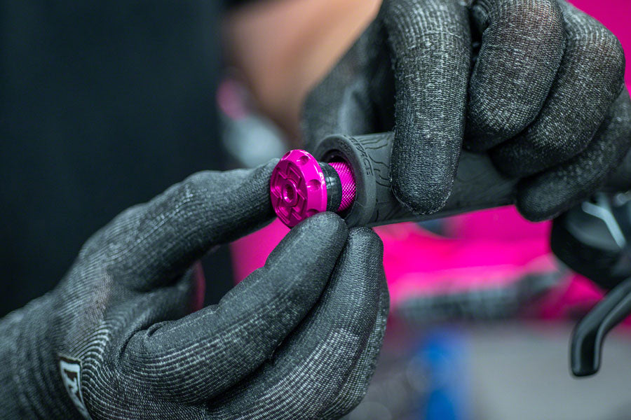 Stealth Tubeless Puncture Plugs - Thumbnail 5