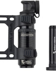 Bomba Wolf Tooth EnCase de 30 cc con herramienta para taponar neumáticos sin cámara