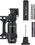 Bomba Wolf Tooth EnCase de 30 cc con herramienta para taponar neumáticos sin cámara