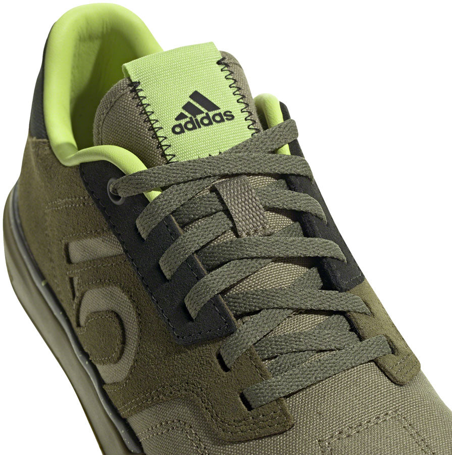Zapatos planos Five Ten Sleuth para mujer, color oliva Focus/verde órbita/lima pulso 7