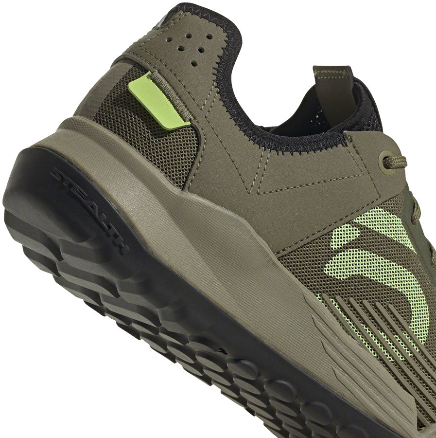 Zapatillas planas Five Ten Trailcross LT para hombre, color oliva, lima pulso y verde órbita, talla 7.5